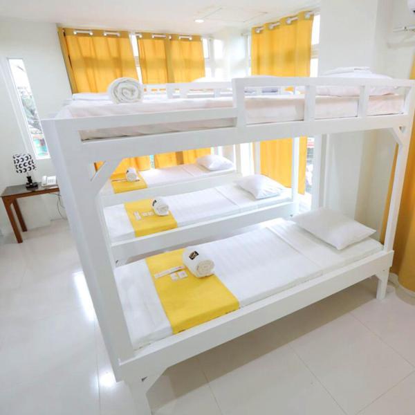 Villa Rosita Hotel Naga City By Reddoorz Экстерьер фото